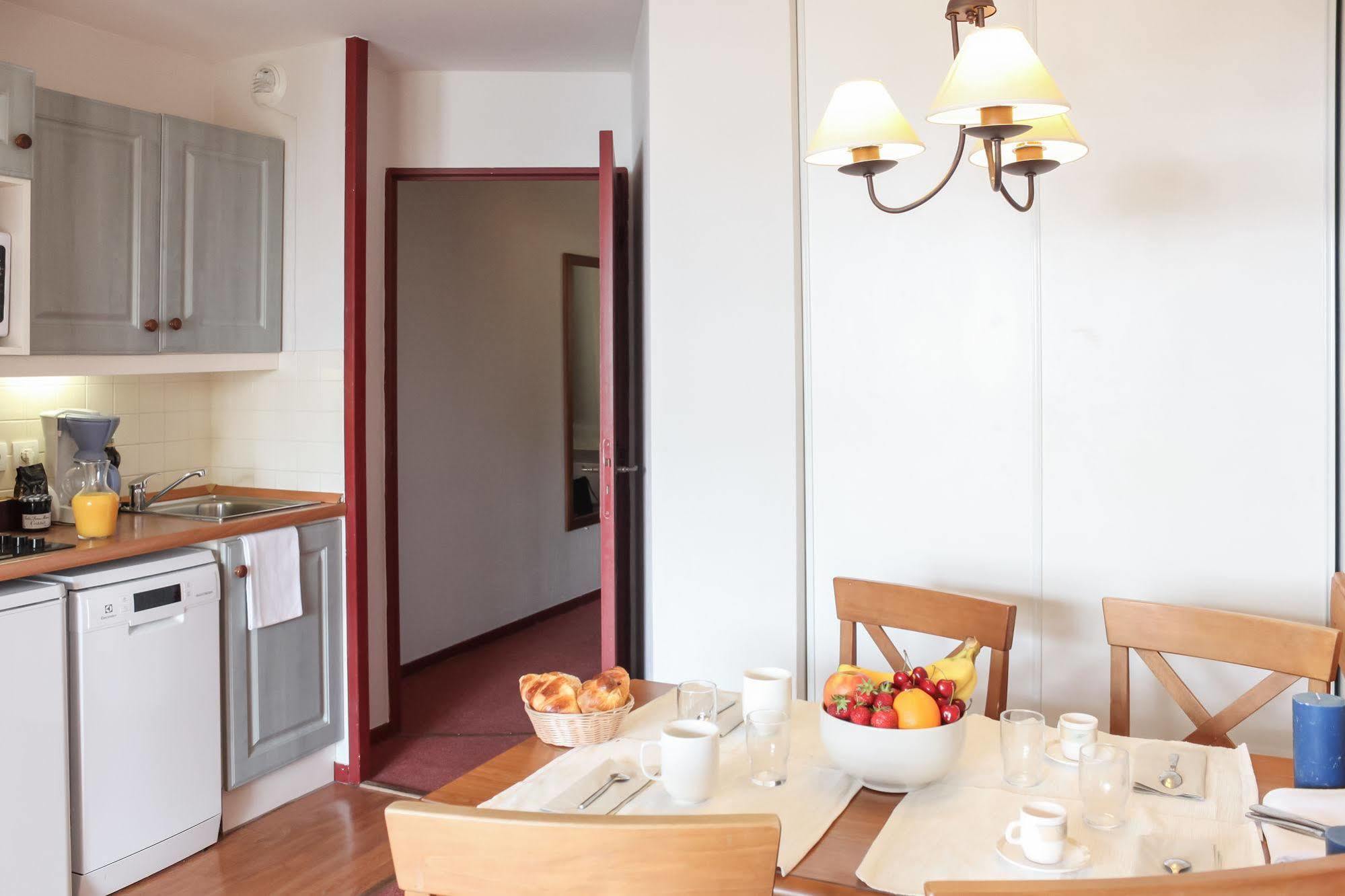Residence Pierre & Vacances Les Terrasses D'Azur Isola Exterior photo